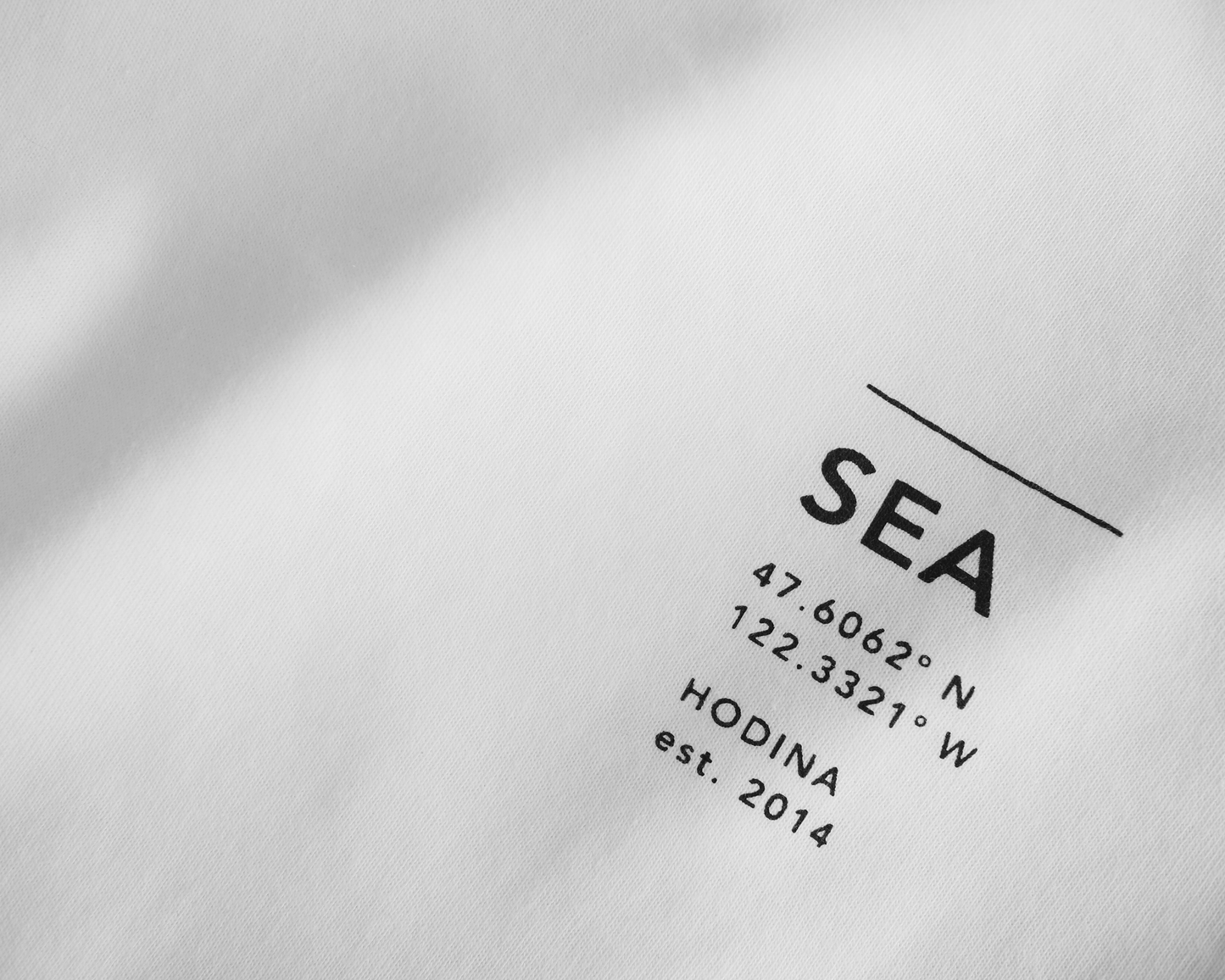 Location Tee / White — unisex