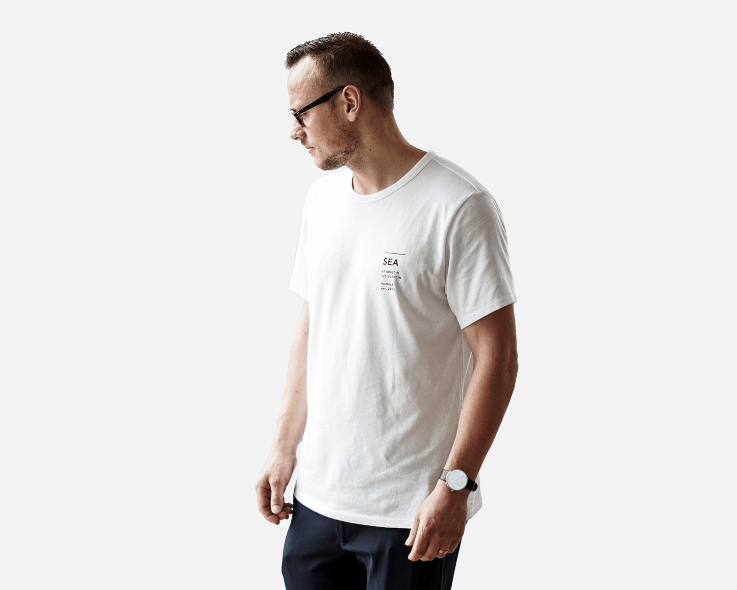 Location Tee / White — unisex